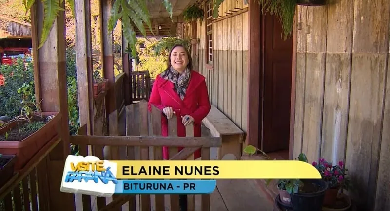 Elaine apresentando em Bituruna, PR